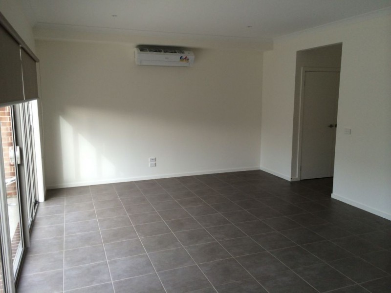 33 Grattan Cove, Craigieburn VIC 3064