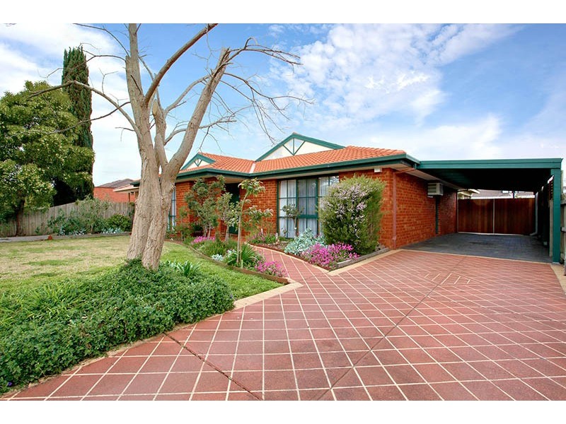 14 Dozey Court, Roxburgh Park VIC 3064