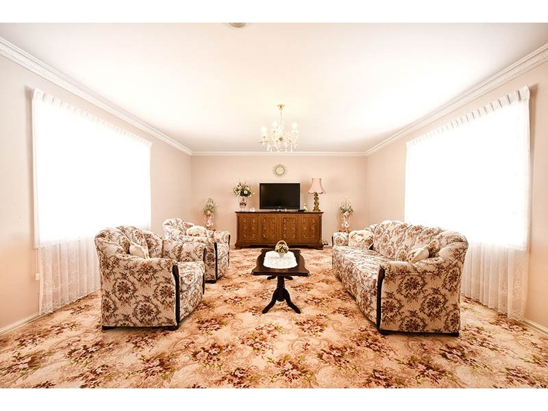 7 Delphinius Crescent, Roxburgh Park VIC 3064