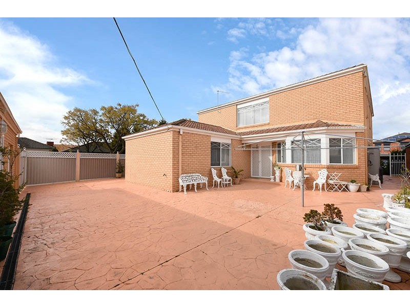 7 Delphinius Crescent, Roxburgh Park VIC 3064