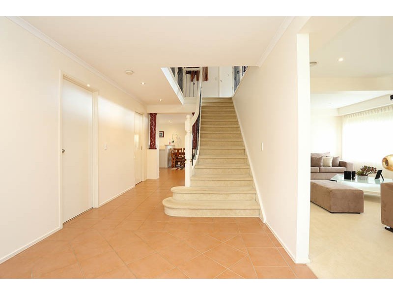 126 Mcpherson Boulevard, Roxburgh Park VIC 3064