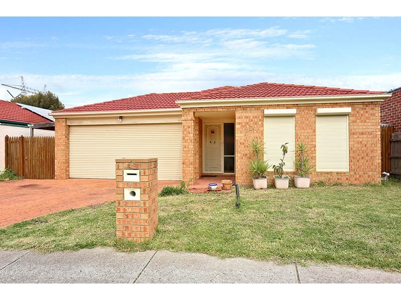 23 Kingsford Way, Roxburgh Park VIC 3064