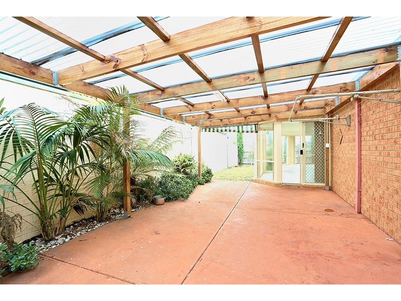 23 Kingsford Way, Roxburgh Park VIC 3064