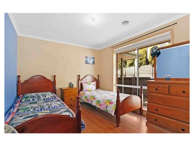 30 Bootie Crt, Roxburgh Park VIC 3064