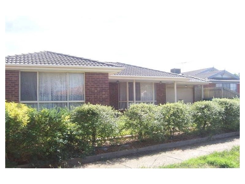 9 Lincolne Crescent, Roxburgh Park VIC 3064