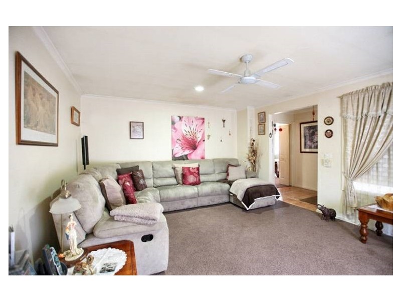 14 Merrigan Crt, Roxburgh Park VIC 3064