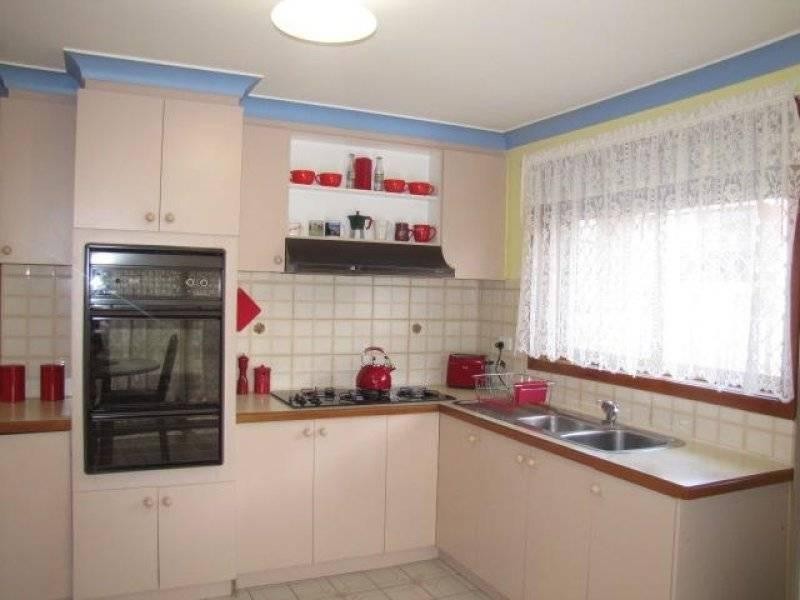 9A Rocklands Rise, Meadow Heights VIC 3048