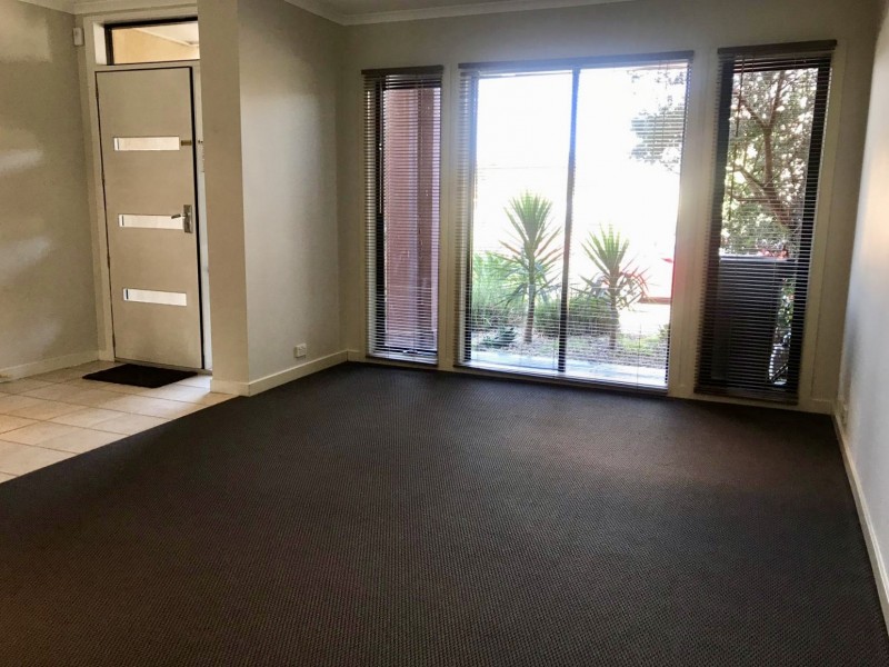 8 Tuscany Court, Roxburgh Park VIC 3064