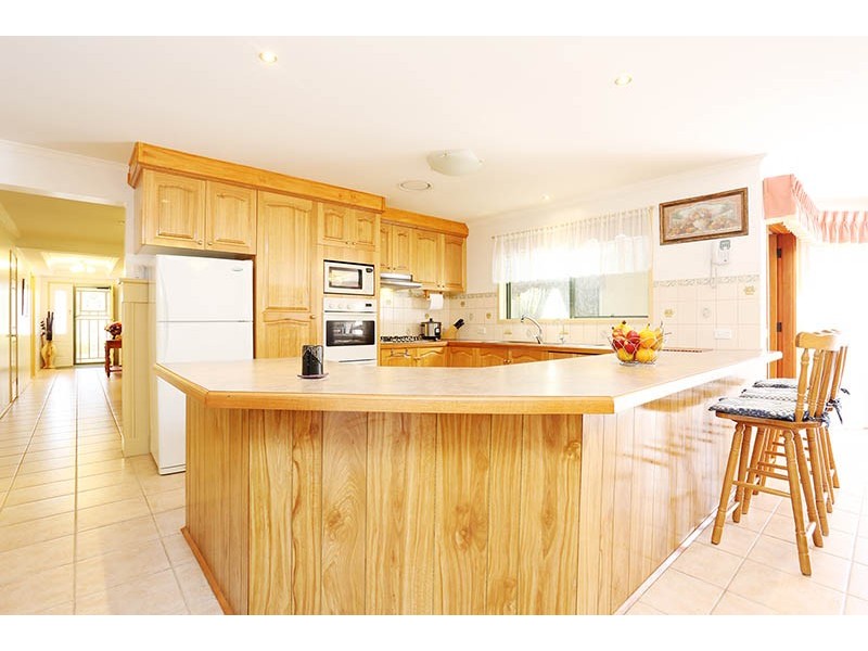 12 Emerson Court, Roxburgh Park VIC 3064