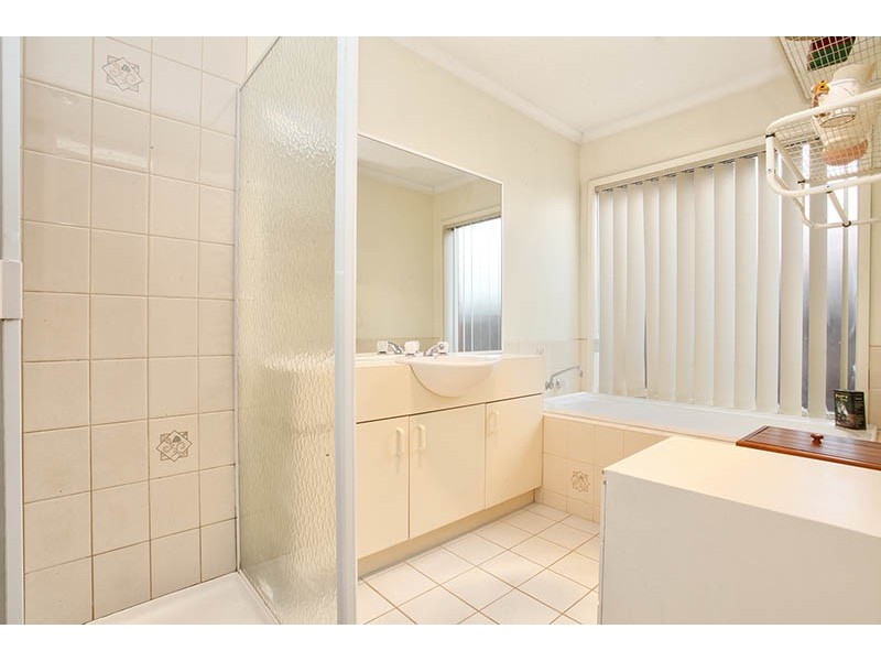 37 Sheridan way, Roxburgh Park VIC 3064