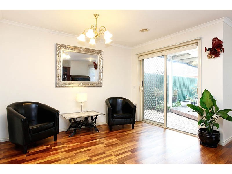 12 Salween Crescent, Roxburgh Park VIC 3064