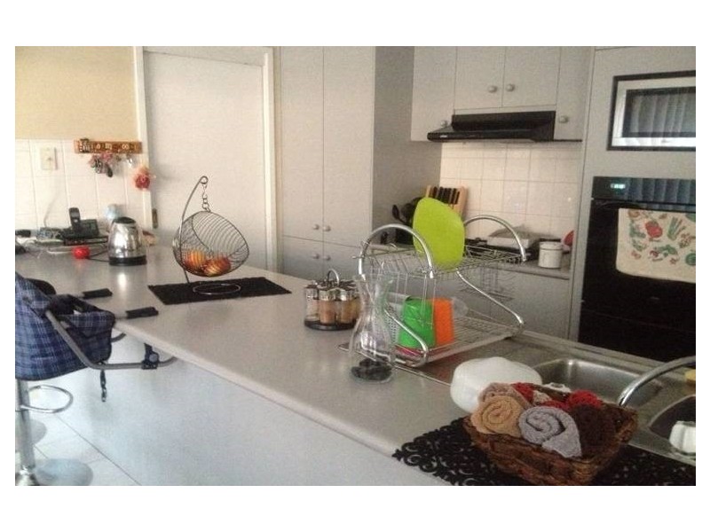 11 Reynolds Crt, Roxburgh Park VIC 3064