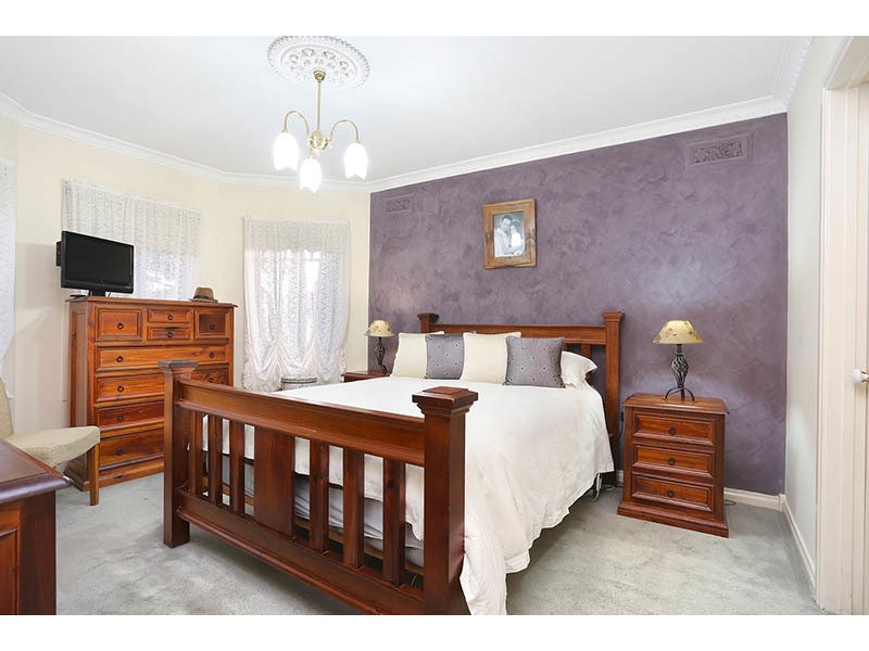 13 Dozey Court, Roxburgh Park VIC 3064