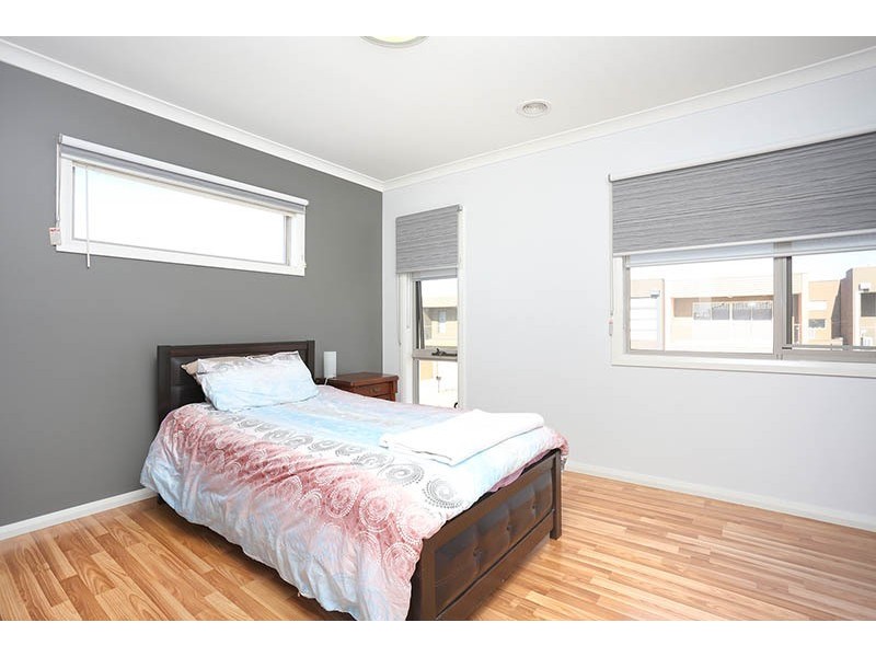 8 Furlong Street, Craigieburn VIC 3064