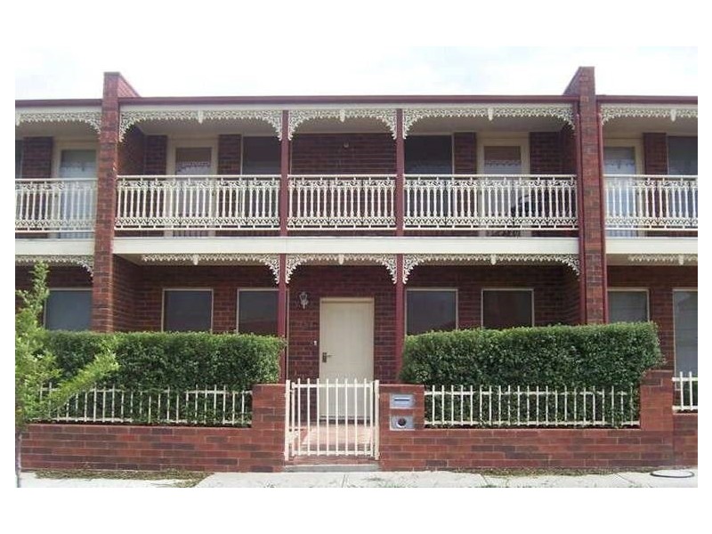 22 Kennedy Parade, Roxburgh Park VIC 3064