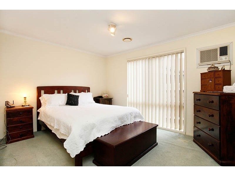 37 Sheridan way, Roxburgh Park VIC 3064