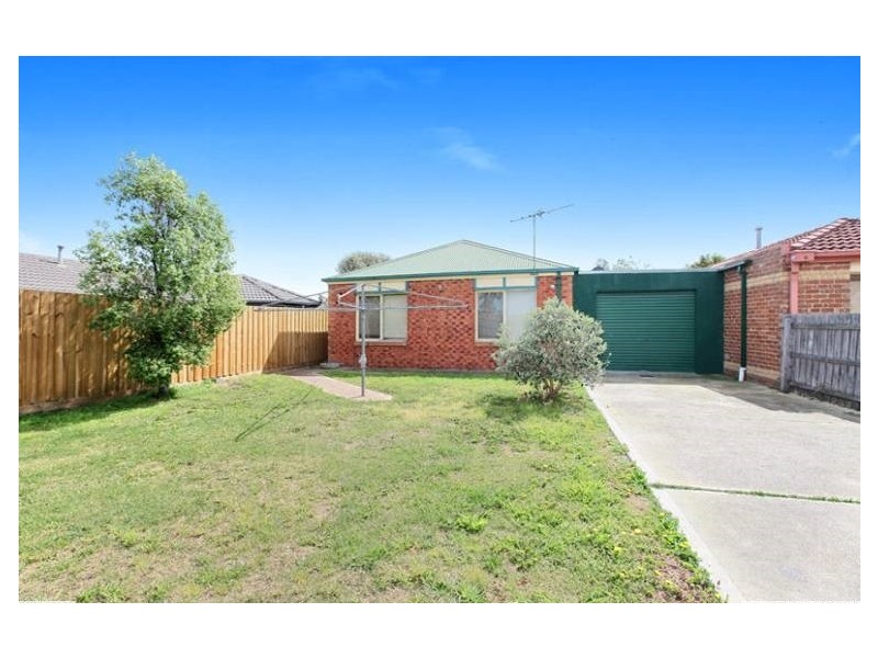 14 Edgecome Way, Roxburgh Park VIC 3064