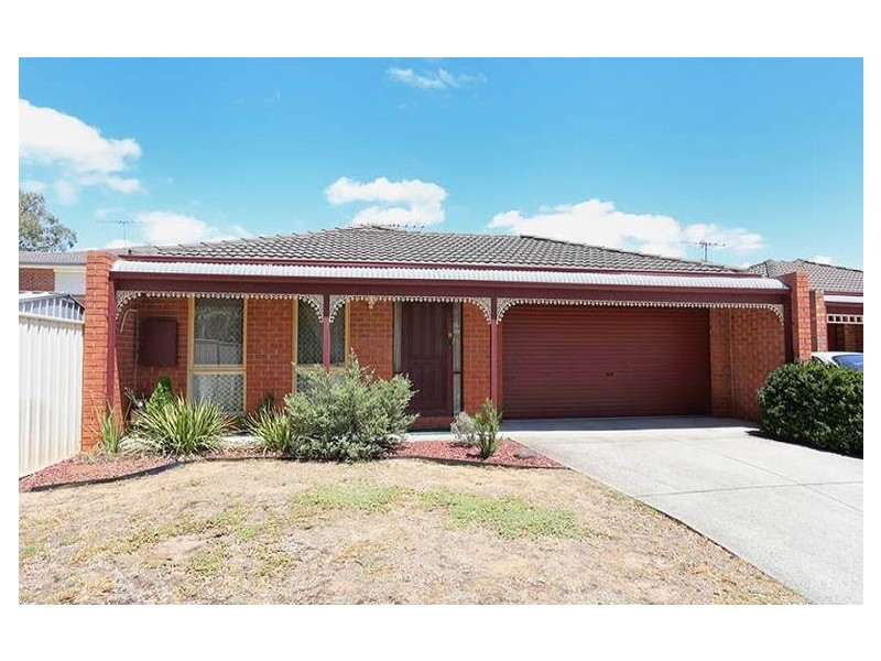 3 Carr Place, Roxburgh Park VIC 3064