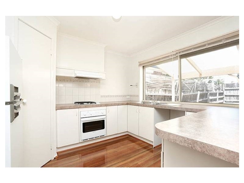 3 Carr Place, Roxburgh Park VIC 3064