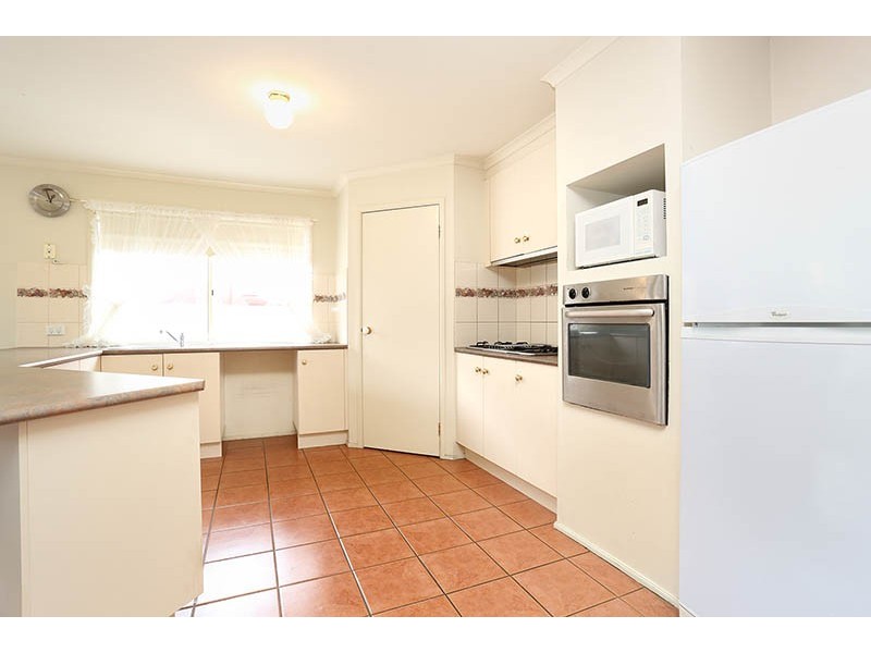 10 Petre Court, Roxburgh Park VIC 3064