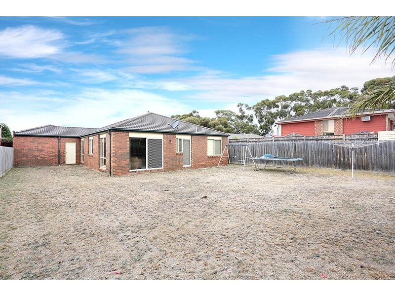 10 Petre Court, Roxburgh Park VIC 3064