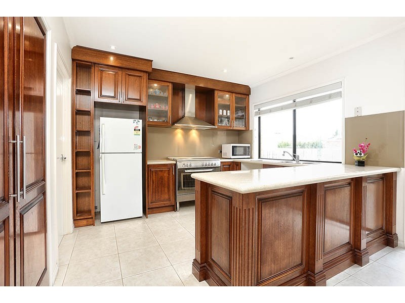 55 Hayfield Road, Roxburgh Park VIC 3064