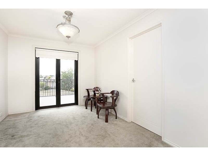 55 Hayfield Road, Roxburgh Park VIC 3064