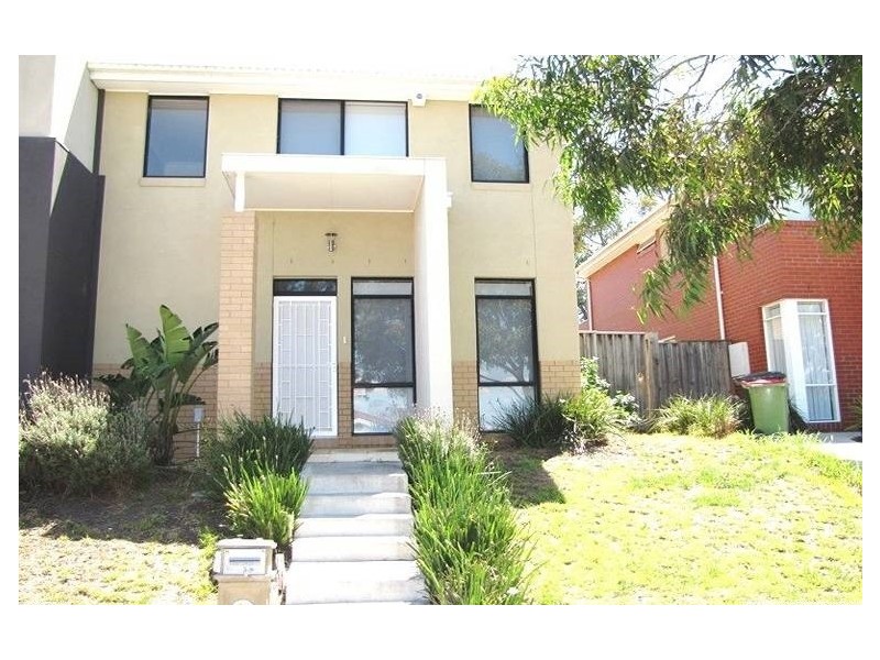 91 Ravenhill Blvd, Roxburgh Park VIC 3064