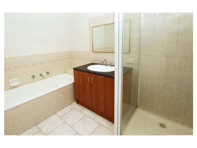 12 Haite Place, Roxburgh Park VIC 3064