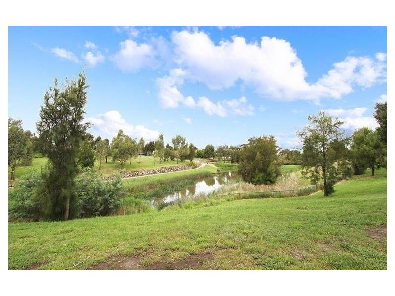 12 Haite Place, Roxburgh Park VIC 3064