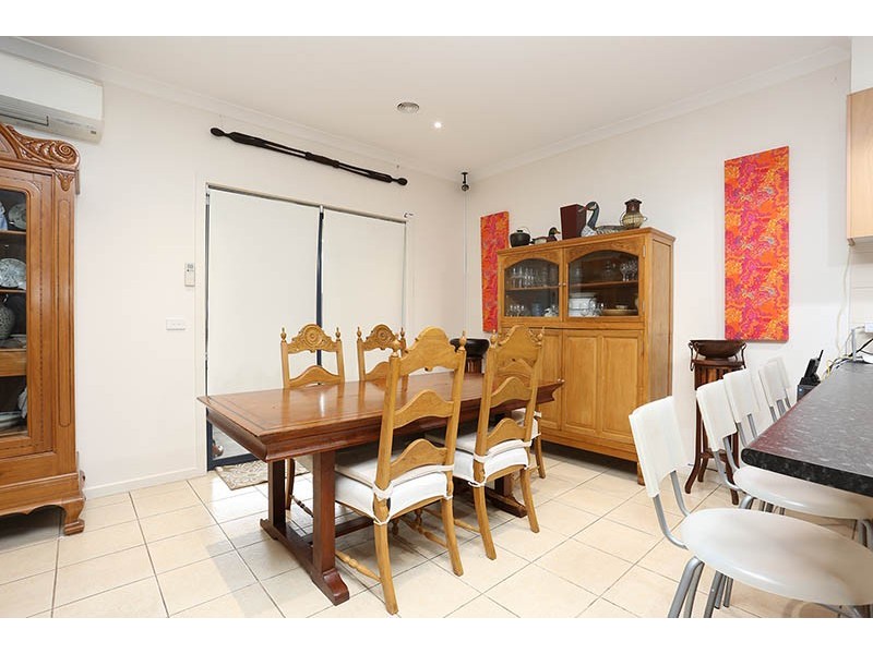 96 Hayfield Road, Roxburgh Park VIC 3064