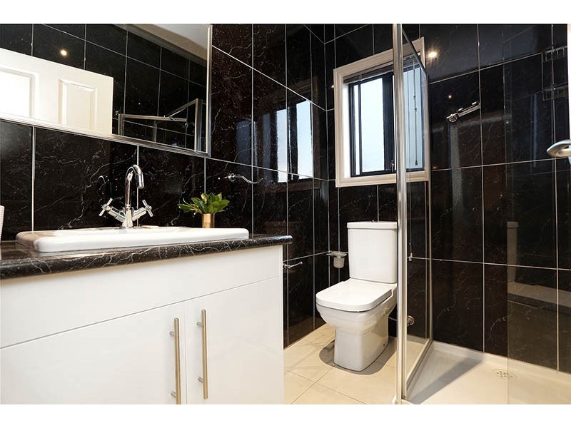 6 Mellor Rise, Roxburgh Park VIC 3064