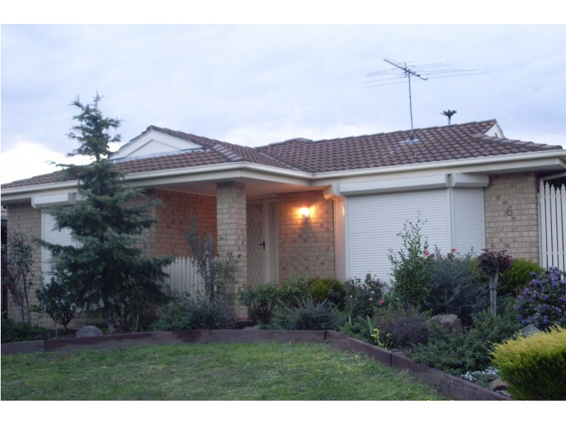6 Terrell Court, Roxburgh Park VIC 3064