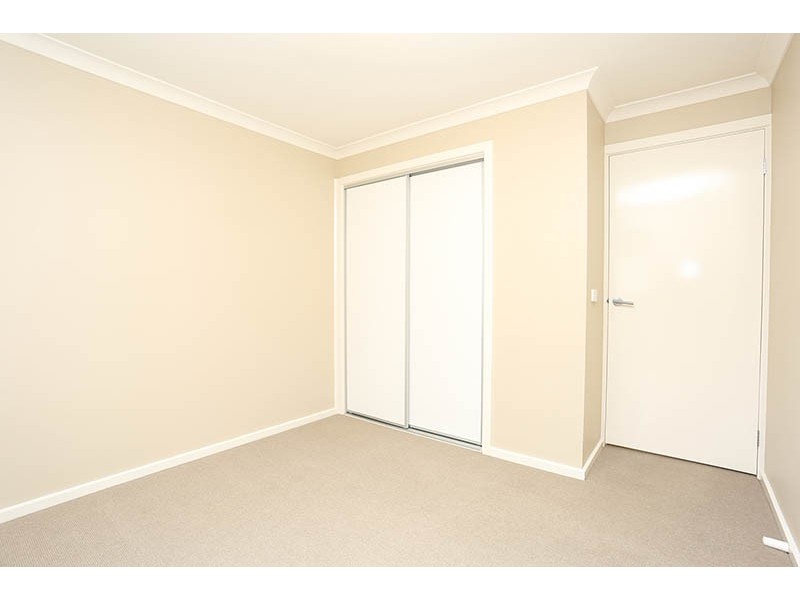 6 Wyndcliffe Way, Roxburgh Park VIC 3064