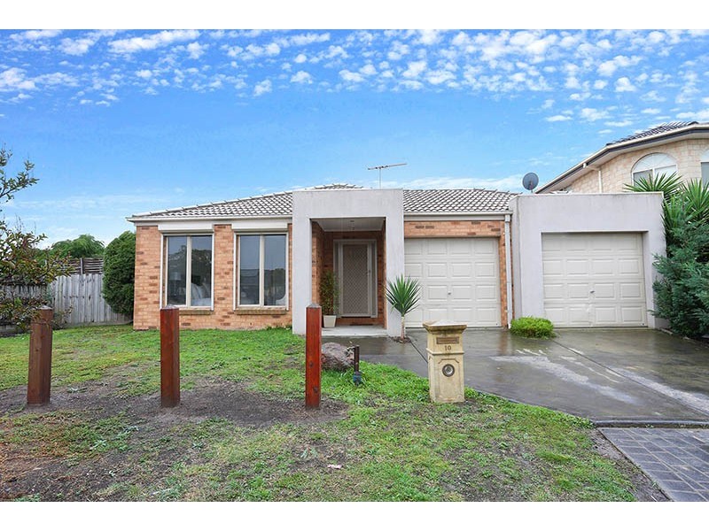 10 Ferntree Walk, Roxburgh Park VIC 3064