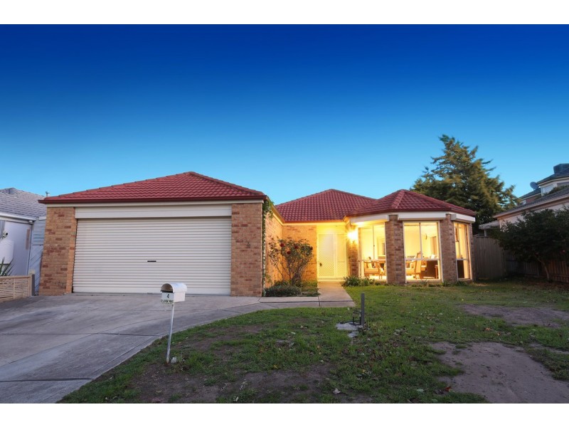 4 Volantis Crescent, Roxburgh Park VIC 3064
