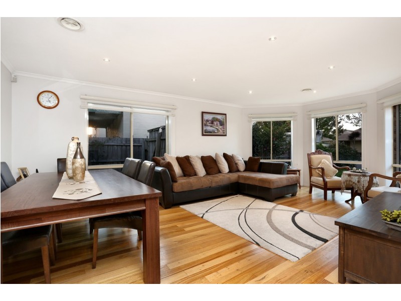 4 Volantis Crescent, Roxburgh Park VIC 3064