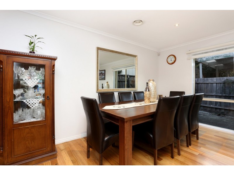 4 Volantis Crescent, Roxburgh Park VIC 3064