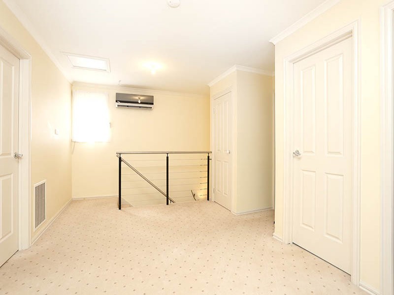 22 Rhine Drive, Roxburgh Park VIC 3064