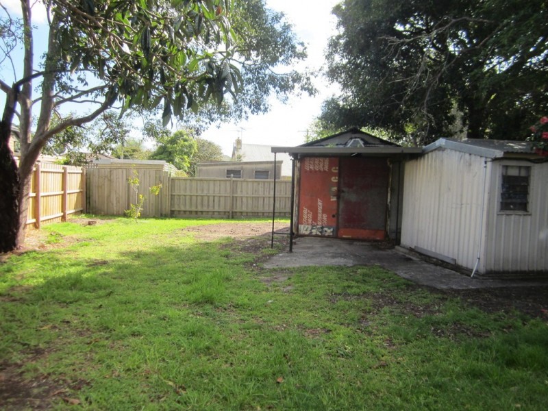 5a Dell Road, Frankston VIC 3199