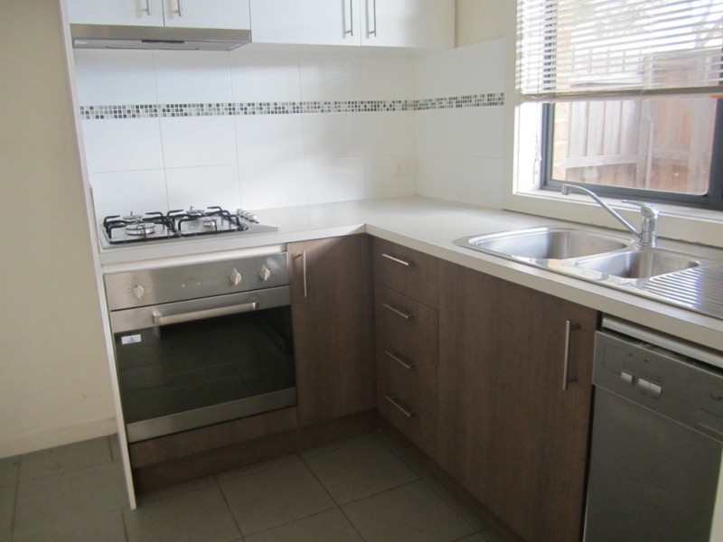 11/33 Deane Street, Frankston VIC 3199