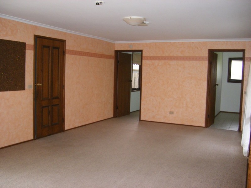 2A Seaquesta Court, Frankston VIC 3199