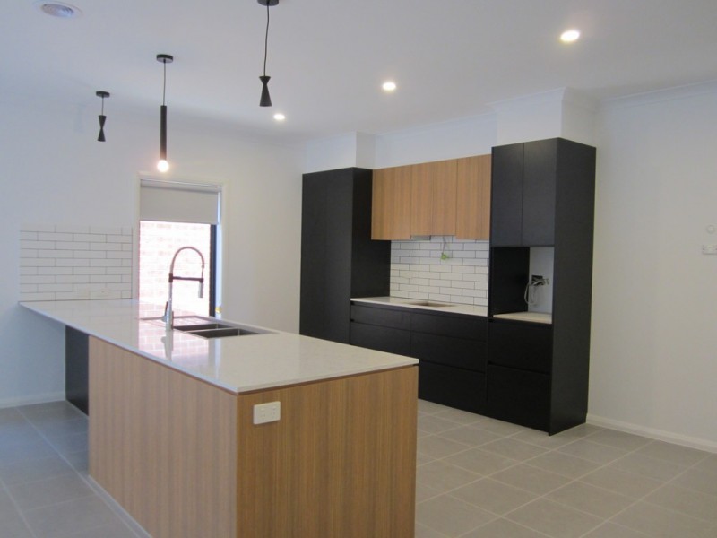 66 Armata Crescent, Frankston North VIC 3200