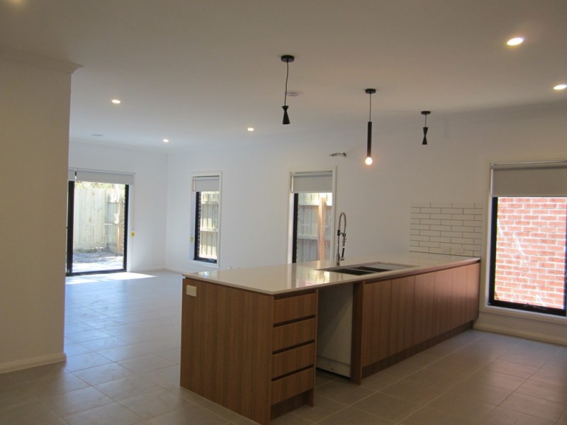 66 Armata Crescent, Frankston North VIC 3200