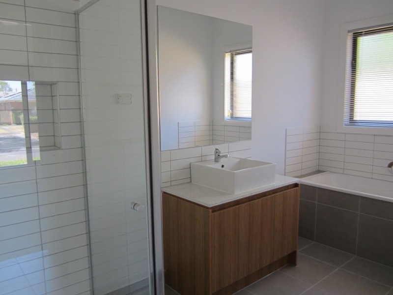 66 Armata Crescent, Frankston North VIC 3200