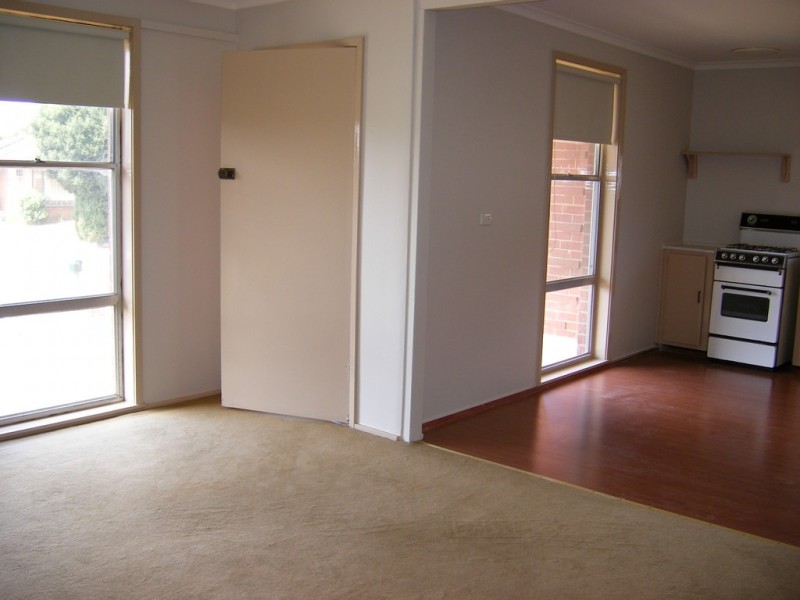 8 Agathea Court, Frankston North VIC 3200