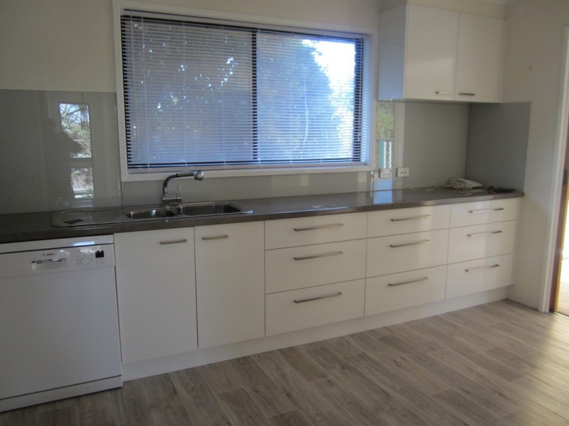 24 BLOOM STREET, Frankston VIC 3199