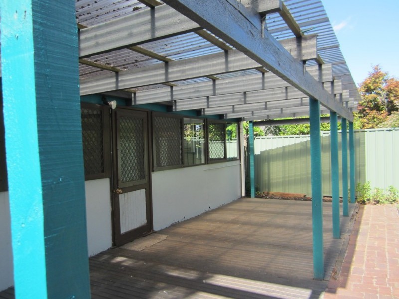 24 BLOOM STREET, Frankston VIC 3199