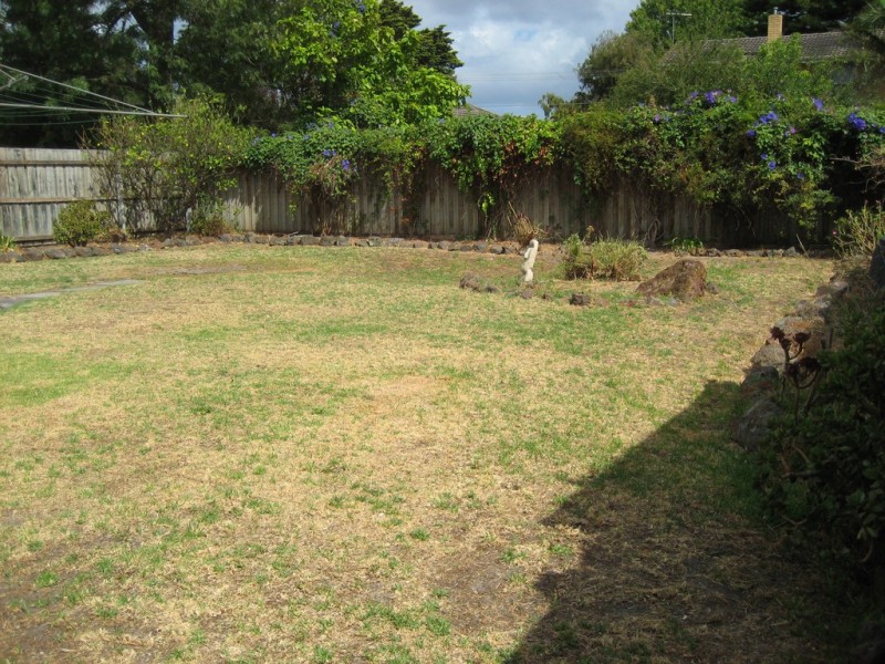 9 Lambert Street, Frankston North VIC 3200