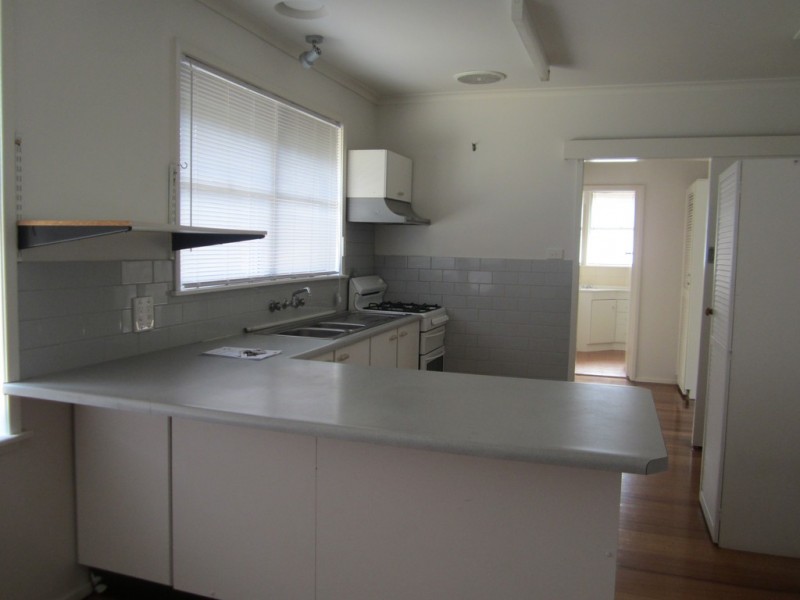 34 Nodding Avenue, Frankston North VIC 3200